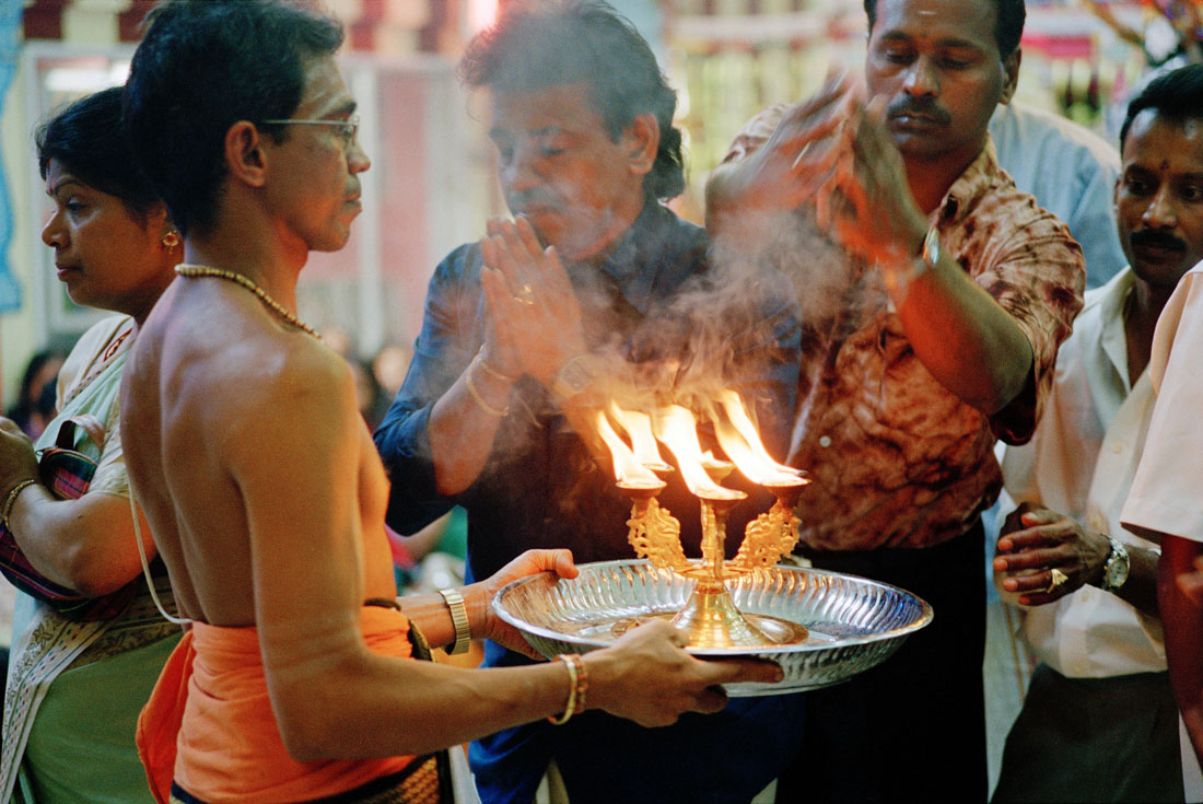 Gottesdienst im Hindu-Tempel  in Adliswil