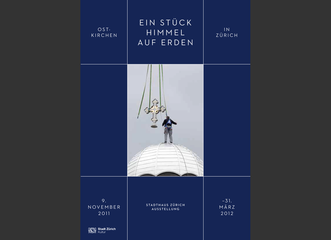 In der Ausstellung werden die charakteristischen Zuege der in Zuerich beheimateten Ostkirchen aufgezeigt und die Fotografin Vera Markus geht diesem kirchlichen Leben mit seinen oft archaischen Ausdrucksformen nach. Sie zeigt die Feier der Goettlichen Liturgie, sie ist dabei, wenn ein Kind getauft wird, junge Menschen heiraten, ein Verstorbener beerdigt wird. Sie verfolgt den Jahreskreis der Festtage. In Audioslides lässt sie Portraitierte zu Wort kommen .In einer Ecke laedt die Ausstellung zum Betrachten von Ikonen und zum Hoeren kirchlicher Musik ein. Stadthaus Zuerich, 9. November 2011 bis 31. Maerz 2012