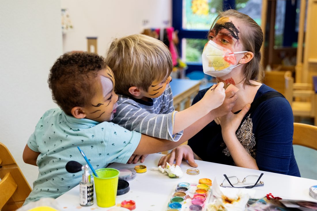 VDie Stiftung visoparents bietet pädagogische, sonderpädagogische, therapeutische und integrative Dienstleistungen für Kinder im Vorschul- und Schulbereich