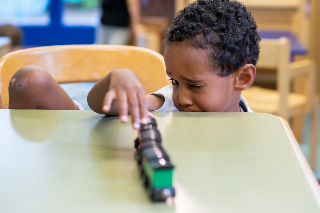 Die Stiftung visoparents bietet pädagogische, sonderpädagogische, therapeutische und integrative Dienstleistungen für Kinder im Vorschul- und Schulbereich