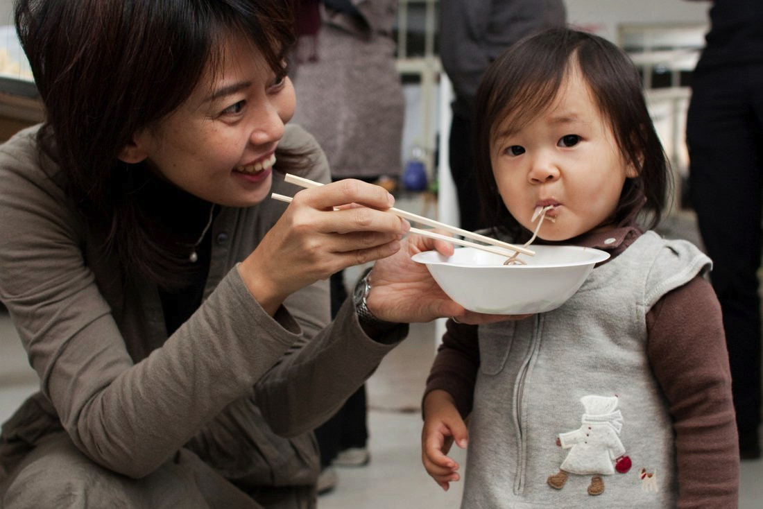 14 Portraets und Geschichten rund ums Thema Essen<br>Das Mini Reisfeld der  japanischen Architektin Nahoko Hara.